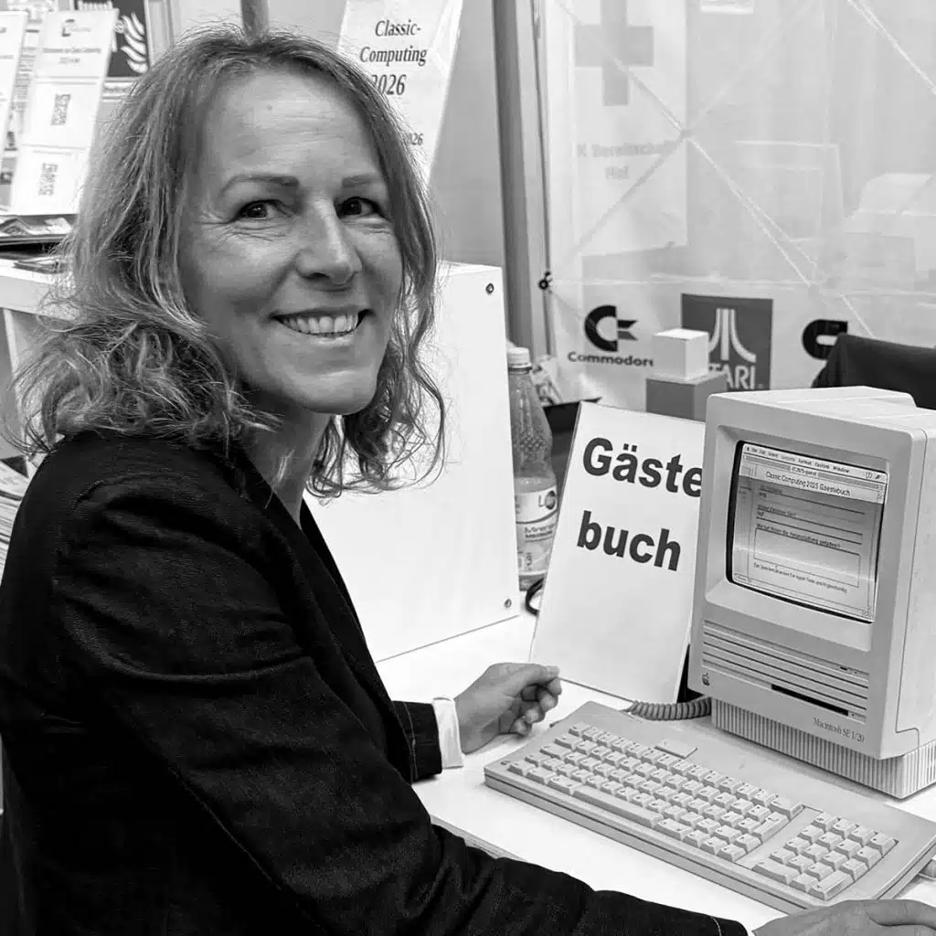 Eva Döhla, Blaue Maschine, Hof
